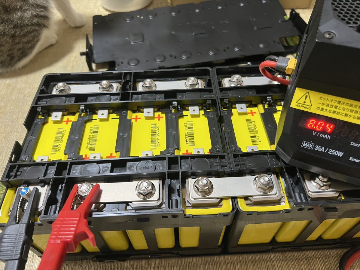 LEV50 16kw 蓄電池　 大容量 リチウムイオンバッテリー　 ポータブル電源　バックアップ電源　 4.02V 良品　8セル　送料込み　基盤付き_画像2