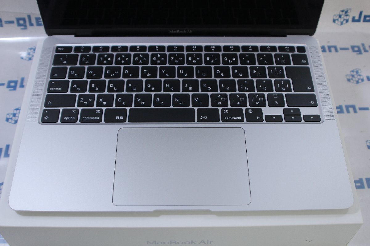 関西 Ω 美品 Apple MacBook Air Retinaディスプレイ 13.3 MGN93J/A M1 RAM:8GB SSD:256GB 激安価格!! J497400 Oの画像4