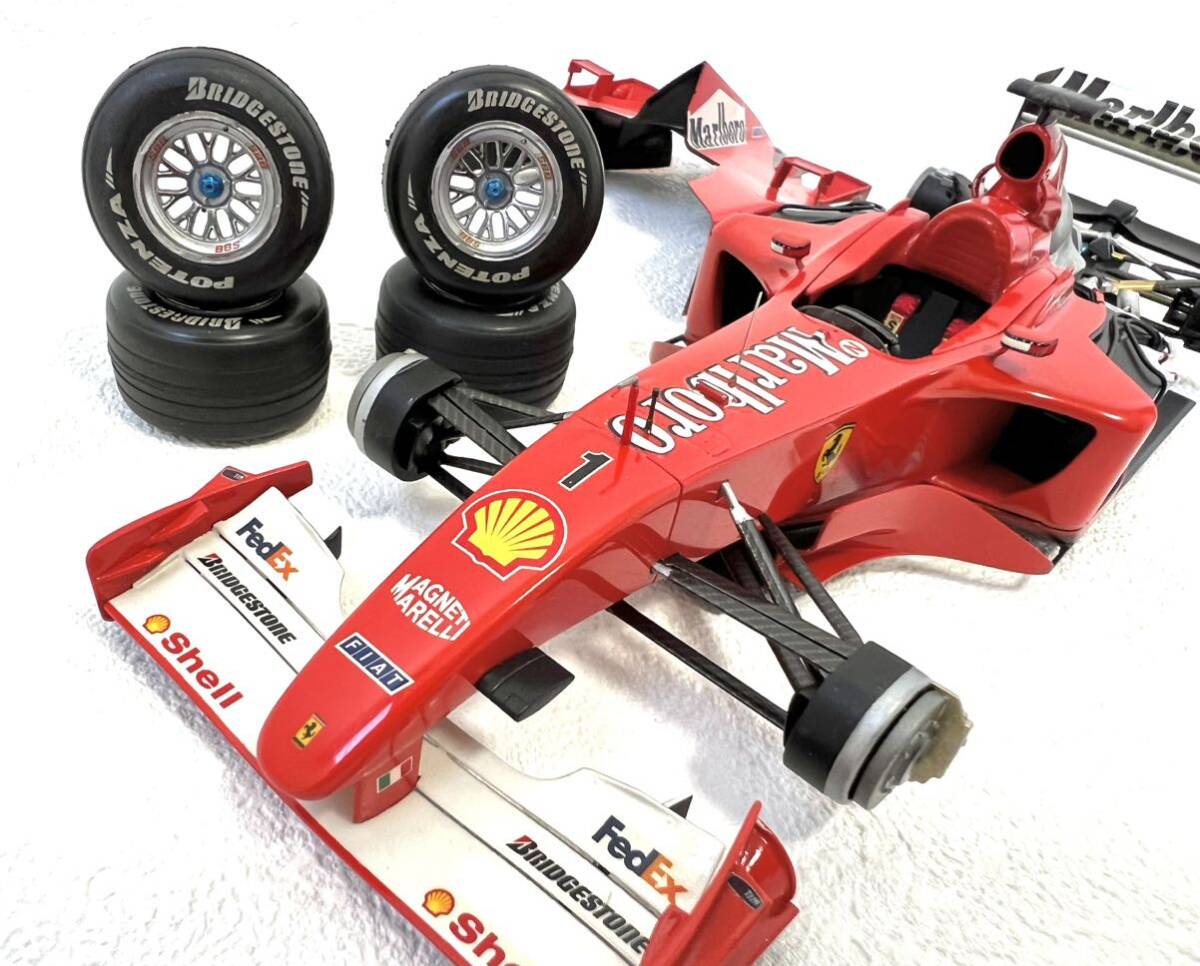 完成品 タミヤ1/20 Ferrari2001フェラーリ