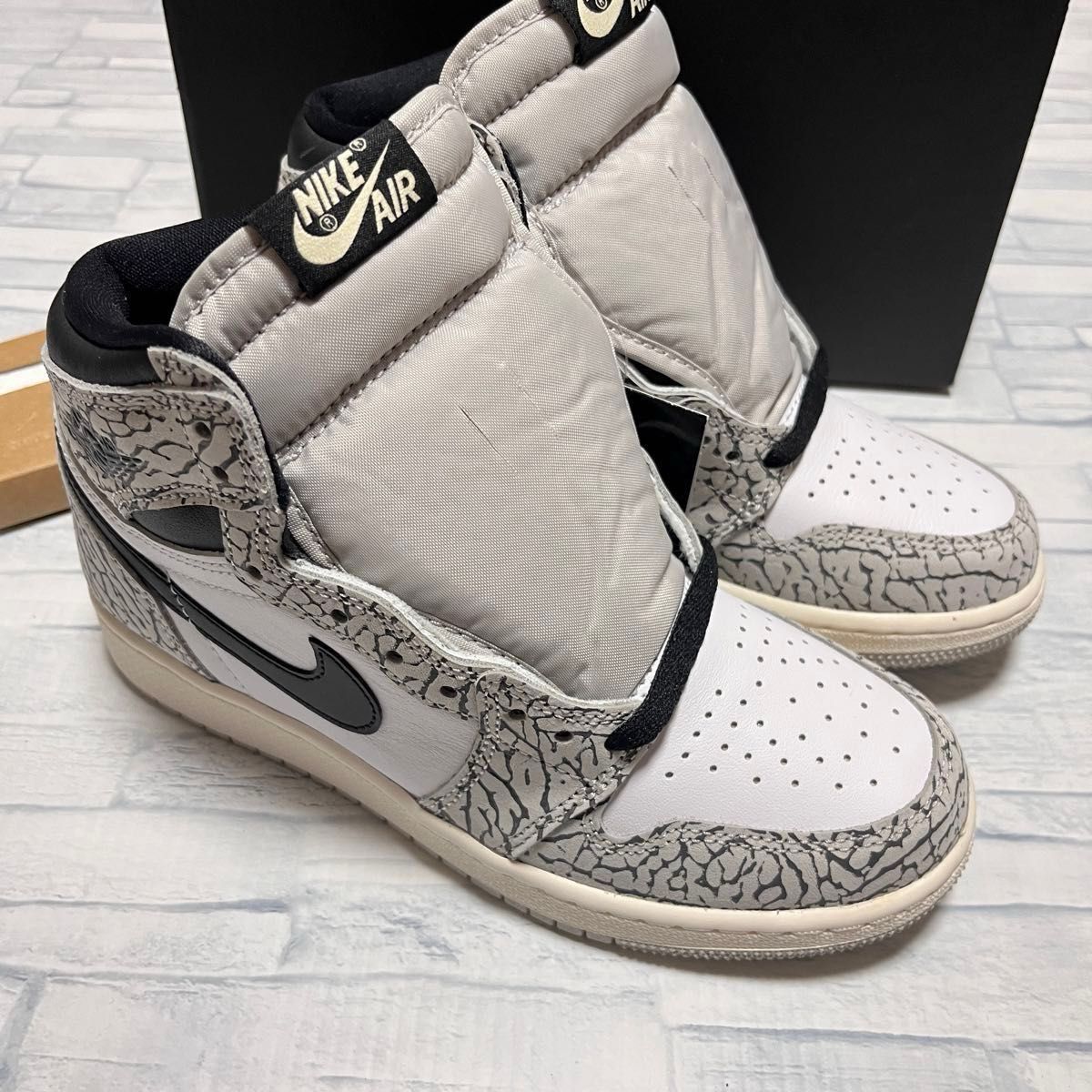 NIKE AIR JORDAN 1 RETRO HIGH OG GS NIKE AIR JORDAN 1 RETRO HIGH OG GS
