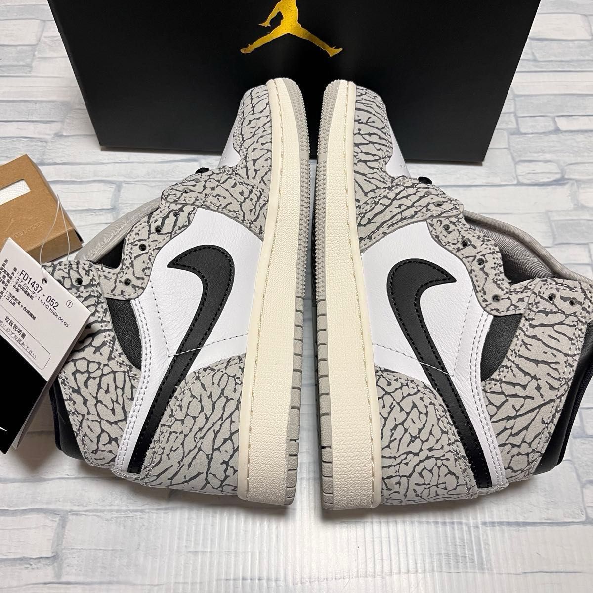 NIKE AIR JORDAN 1 RETRO HIGH OG GS NIKE AIR JORDAN 1 RETRO HIGH OG GS