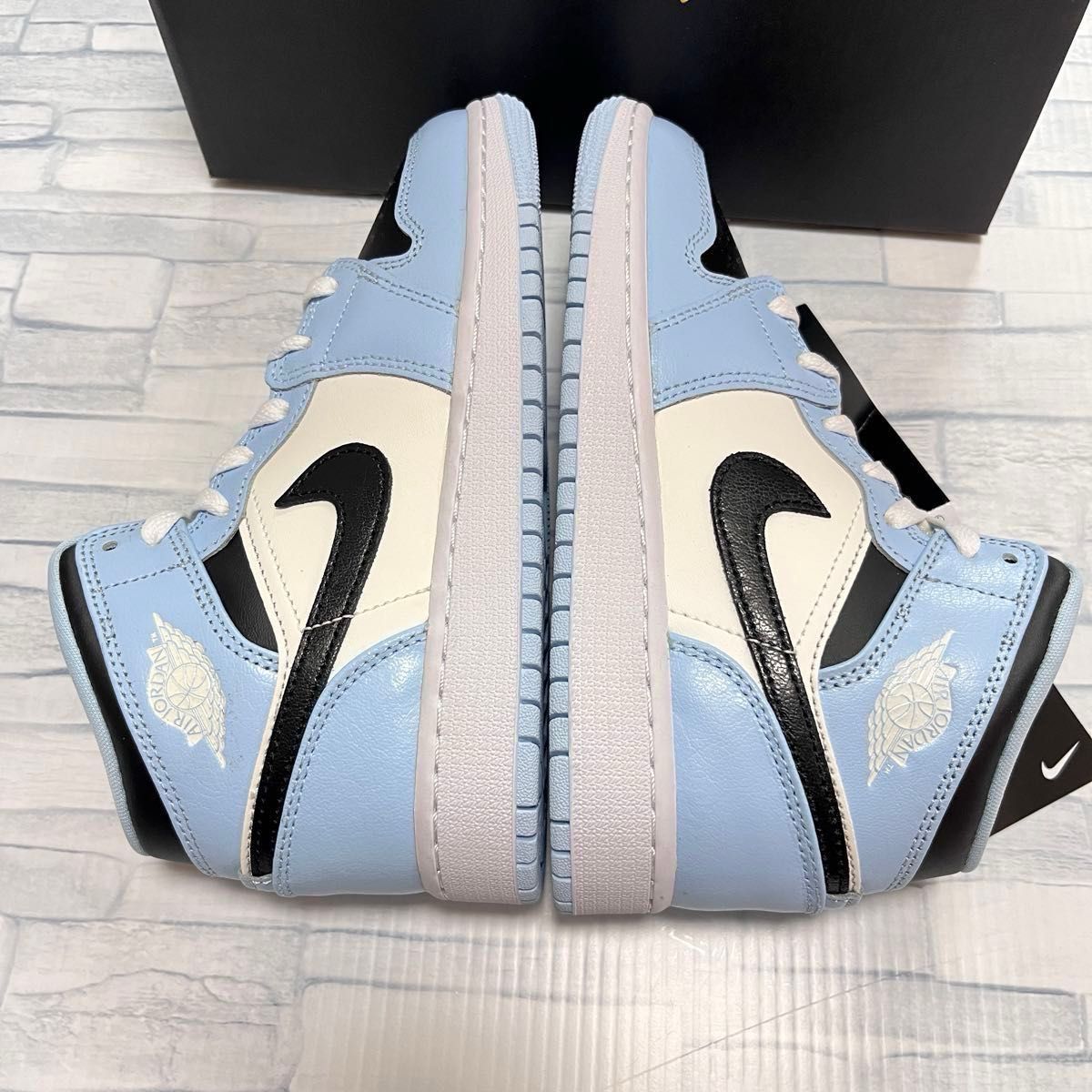 NIKE AIR JORDAN 1 MID GS "ICE BLUE"  ナイキ ジョーダン1 ミッド アイスブルー 22.5㎝