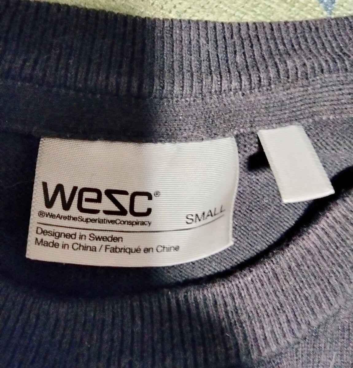 WESC ウィーエスシー　セーター　ニット　ボーダー　マルチカラー　Sサイズ