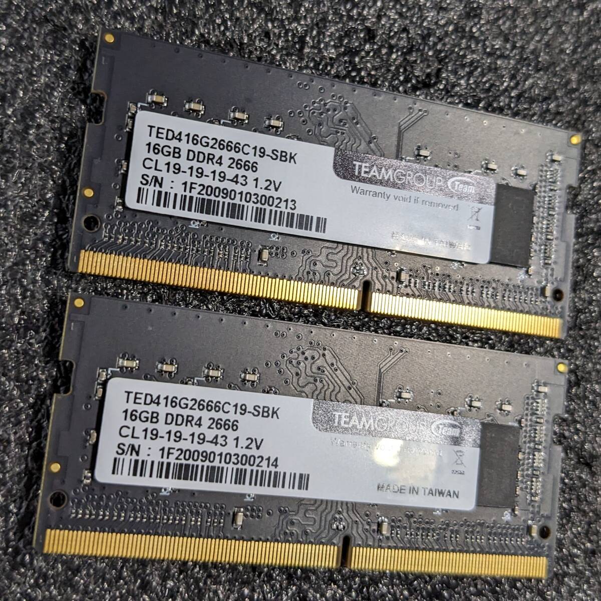 【中古】DDR4 SODIMM 32GB(16GB2枚組) TEAM TED416G2666C19-SBK [DDR4-2666 PC4-21300]_画像3