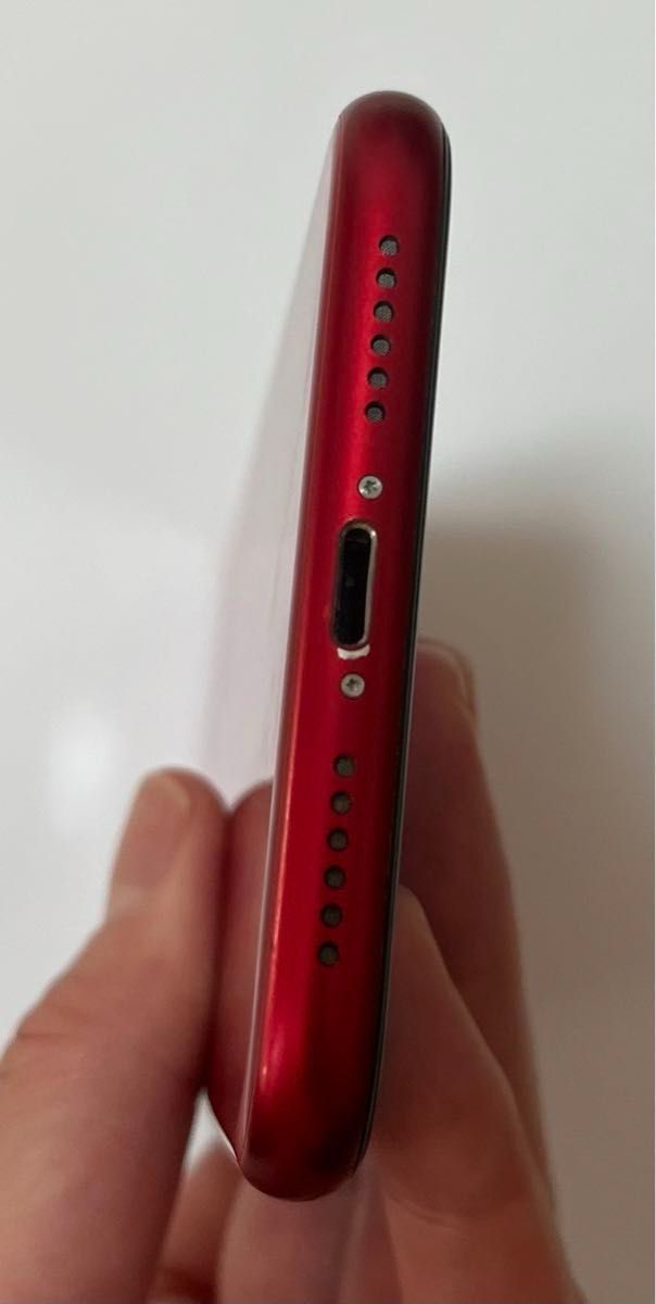 iPhone XR RED 64GB 箱あり　※SIMロックあり（au、UQ mobile）