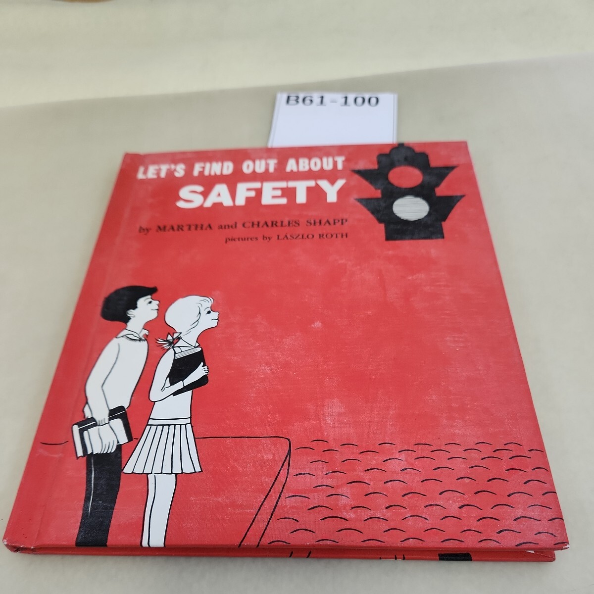 B61-100 LET'S FIND OUT ABOUTSAFETY 洋書 - 洋書、外国語絵本 B61-100 LET'S FIND OUT ABOUTSAFETY 洋書 - 洋書、外国語絵本