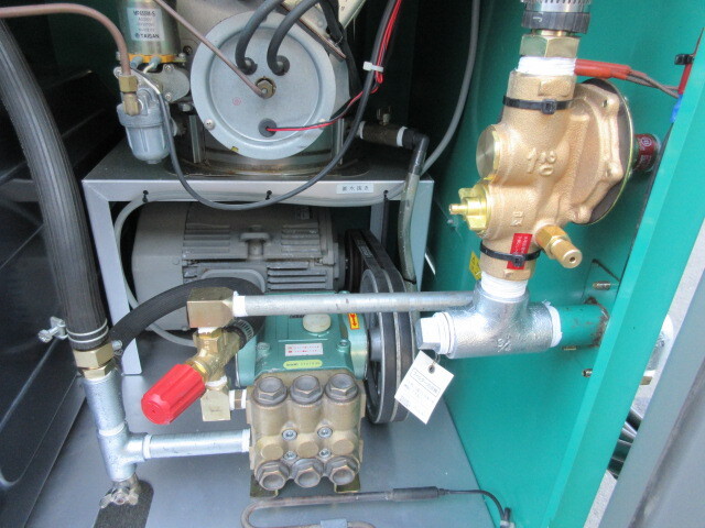 ￥19800～売り切り整備済 程度上 高圧温水洗浄機 ㈱オカツネAHW-1009A安全自動車㈱の画像3