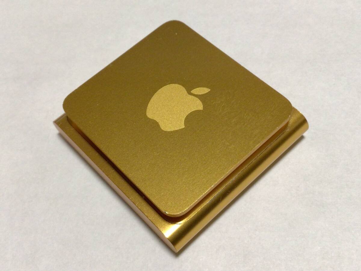 iPod shuffle 4世代 gold no.20 バッテリー交換済作動品　usb付き_画像9