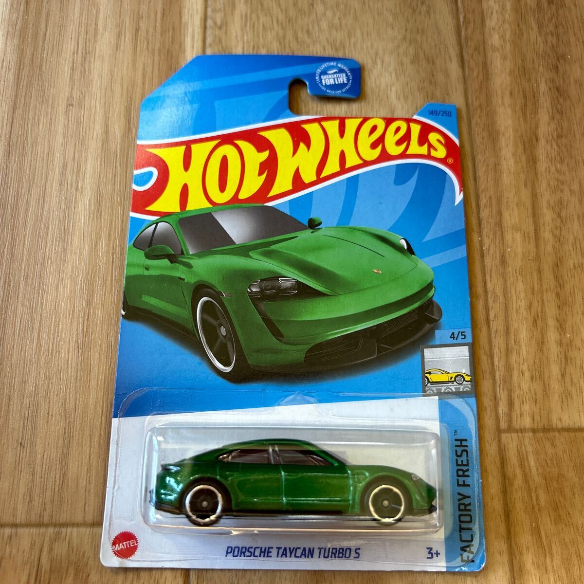 Hot Wheels HW ホットウィール USカード PORSCHE TAYCAN TURBO S ポルシェタイカンターボ_画像1