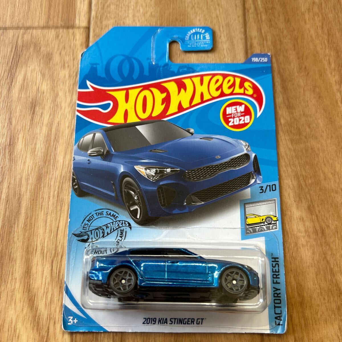 Hot Wheels HW ホットウィール USカード 2019 KIA STINGER GT キアスティンガー_画像1