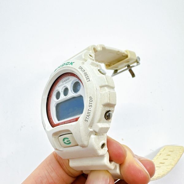 A2405-2-37 １円スタート クオーツ　稼働品　CASIO　カシオ　G-SHOCK　ジーショック　メンズ腕時計　ホワイト　DW-6900SN_画像2