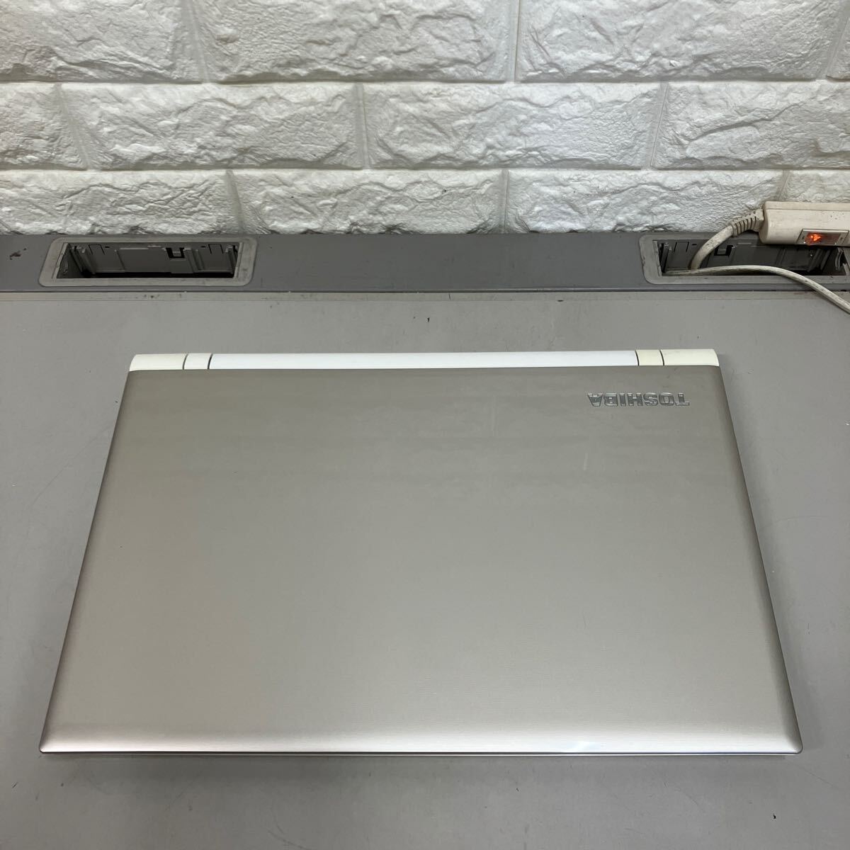 L120 TOSHIBA dynabook T75/VG PT75VGP-BJA core i7 6500U メモリ8GB ジャンクの画像3