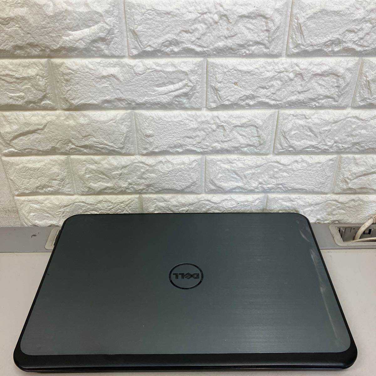 ★M157 DELL Latitude 3540 P28F Core i3 4010U メモリ 4GB _画像2