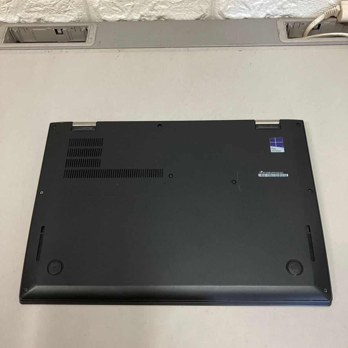 M183 Lenovo ThinkPad X1 carbon Core i7 6600U メモリ8GBの画像5