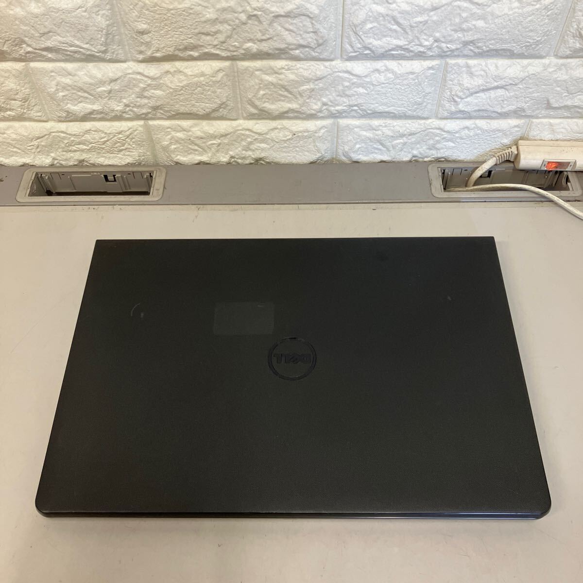 N139 DELL Inspiron 15-3567 P63F Core i3 7020U メモリ4GB_画像3