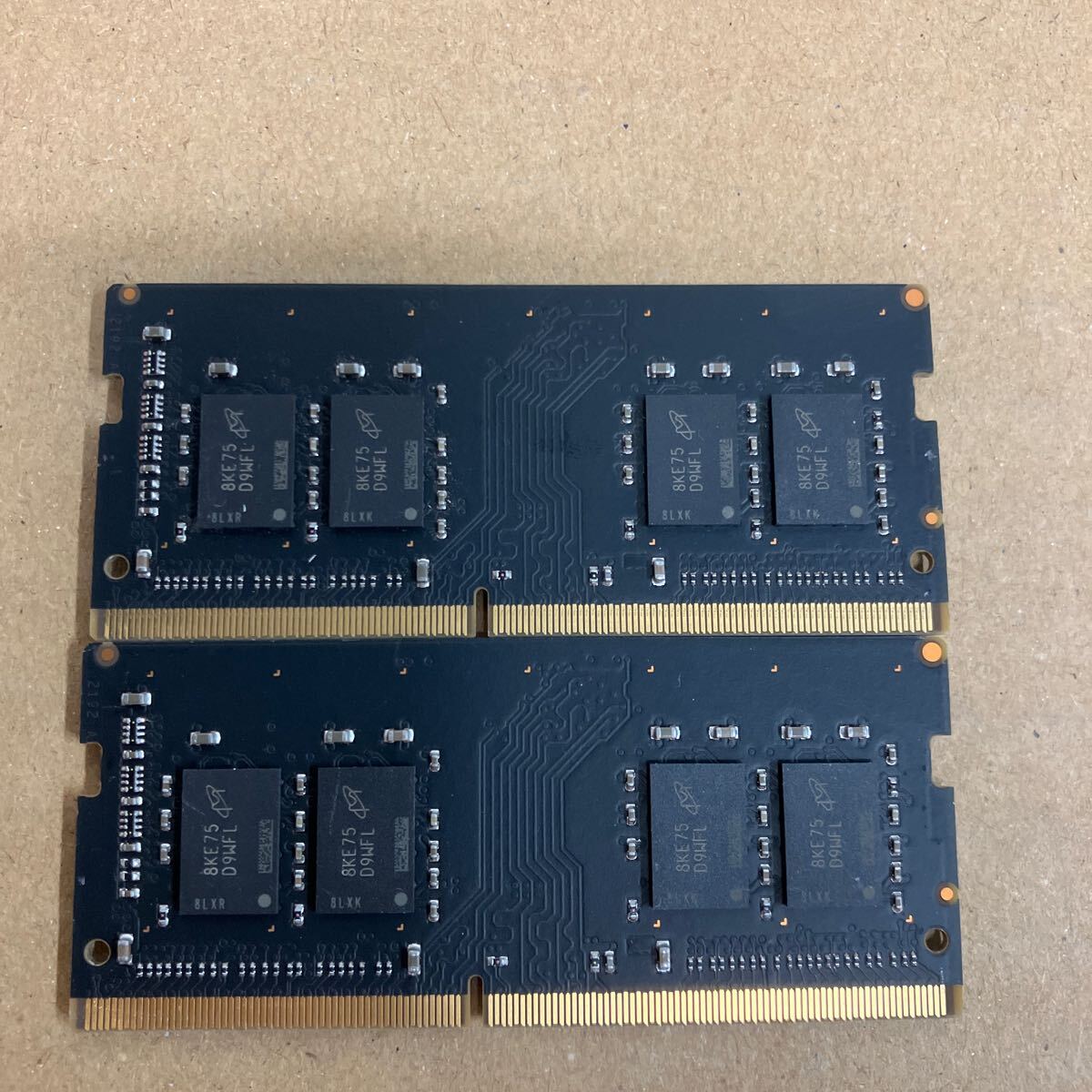 O177 Micron ノートPCメモリ 8GB 1Rx8 PC4-2400T 2枚_画像2