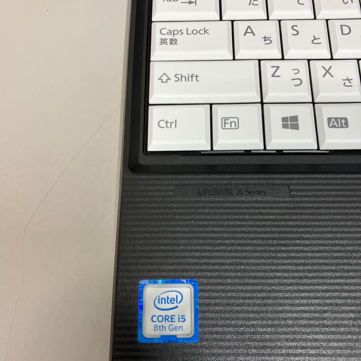 P135 富士通　LIFEBOOK A579/BX FWVA6401NP Core i5 8265U メモリ8GB_画像2