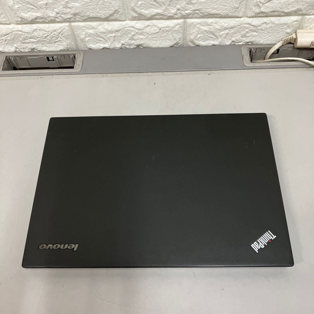 * P144 Lenovo ThinkPad T440S CPU unknown memory less Junk 