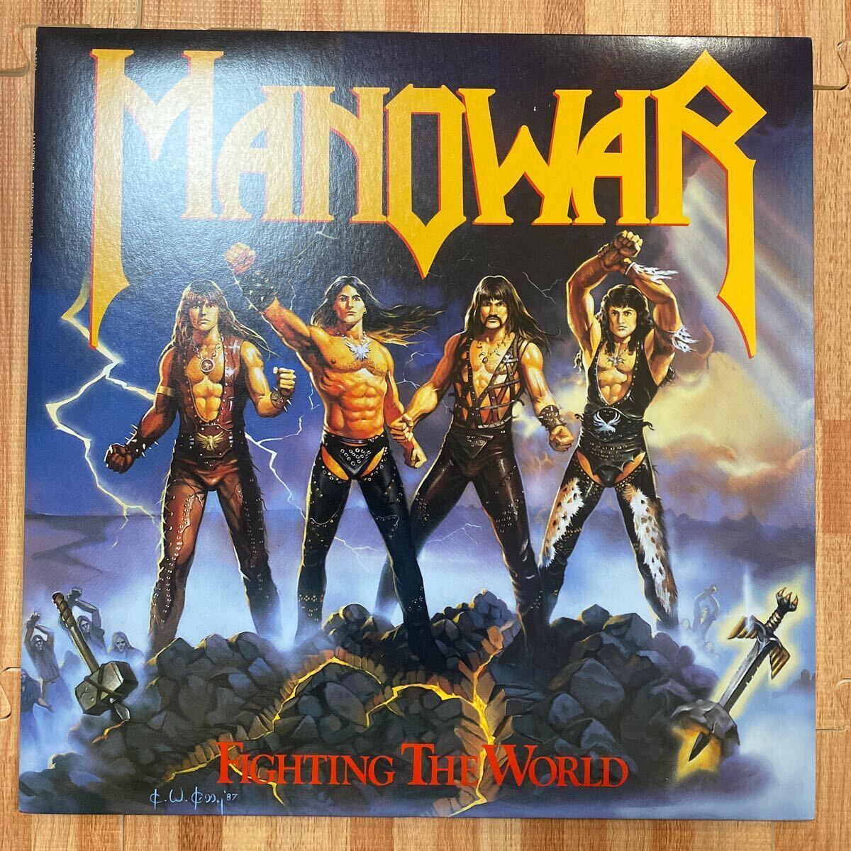 MANOWAR マノウォー FIGHTING THE WORLD ファイティング・ザ・ワールド P-13504 LP レコード metal_画像1