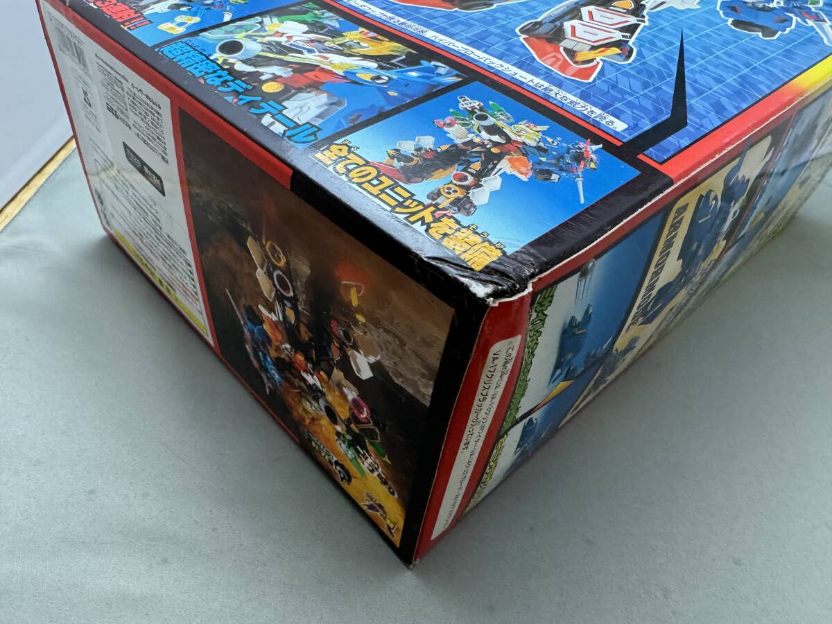 未開封 タカラ Bビーダマン 爆外伝ビクトリー Vビーダアーマー 未開封 タカラ Bビーダマン 爆外伝ビクトリー Vビーダアーマー