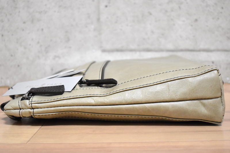 [ regular price 4 ten thousand 700 jpy ] new goods Fujita ka\'\' mica \'\' leather 2WAY business bag 051501ike Tey beige IKETEI FUJITAKA briefcase 