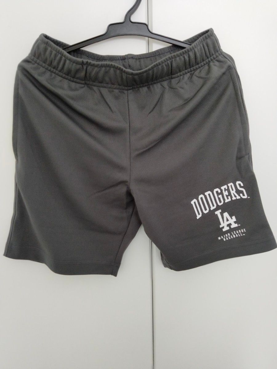 新品 ロサンゼルス・ドジャース セットアップ Tシャツ ハーフパンツ 150サイズ