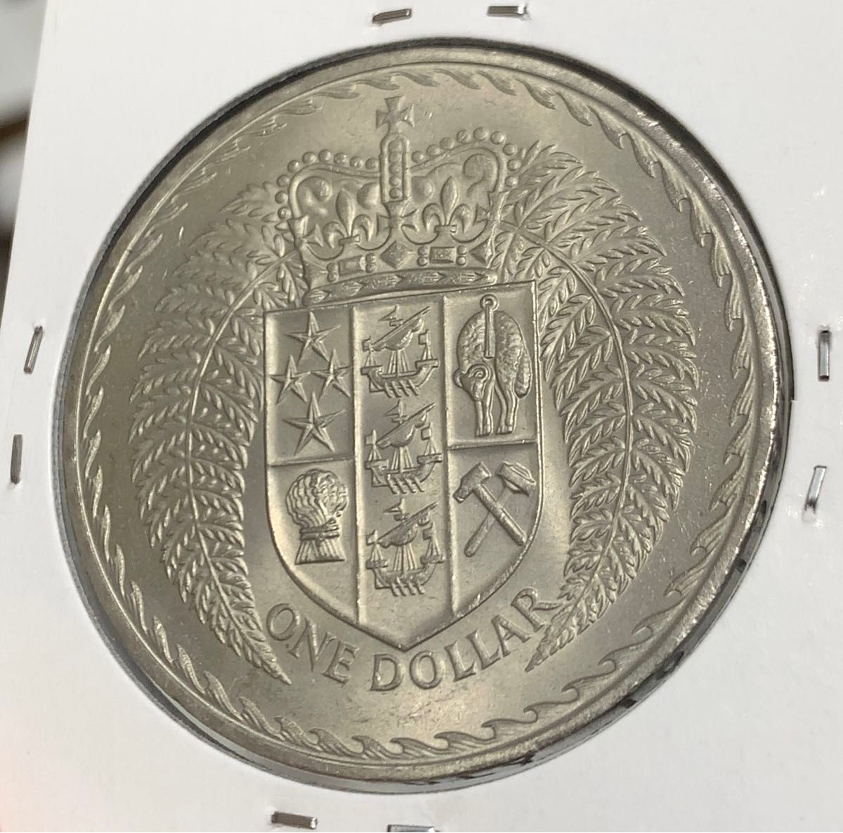 ニュージーランド　1ドル硬貨　2点セット　プルーフ　ミント