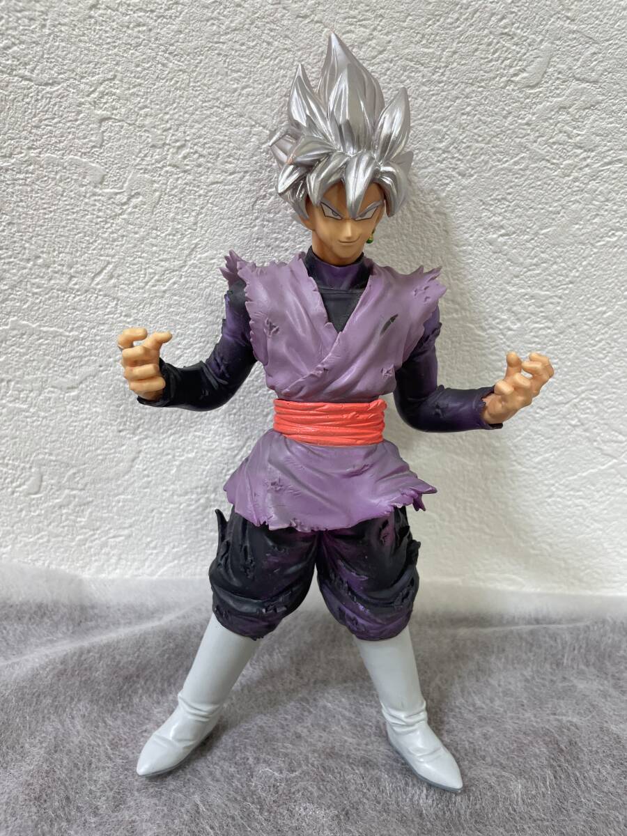 【8173】ジャンク品 フィギュアまとめ 3体 ドラゴンボール バーダック ゴジータ ブロリー ゴクウブラックロゼ 中古品 現状品の画像8