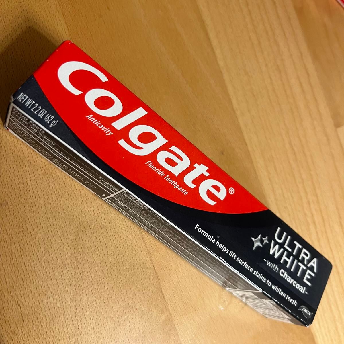 お試し価格！笑顔は白い歯から！海外歯磨き粉2本セットColgateOptic WhiteとColgate Ultra white