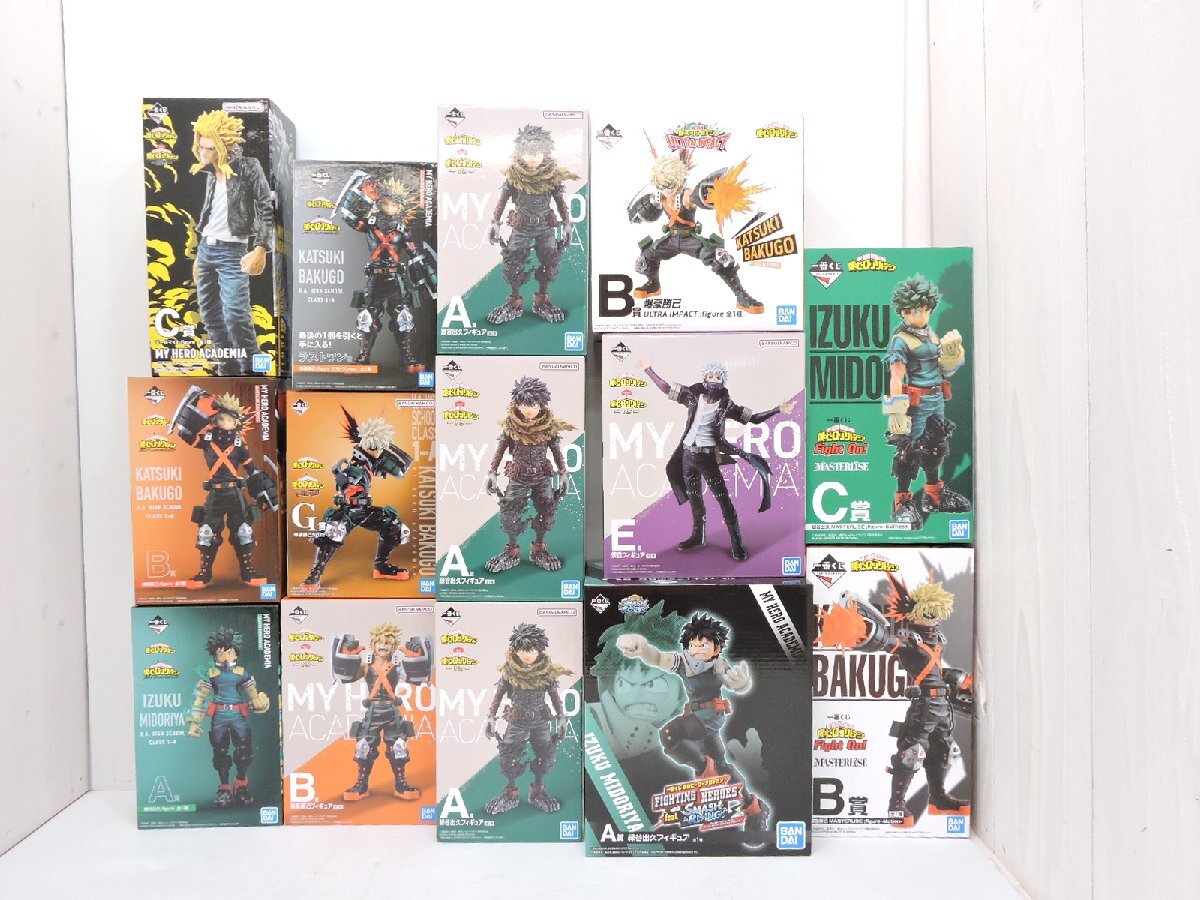 [ almost unopened goods ] most lot .. hero red te mia figure .... green ..... all my to summarize [B049I280]