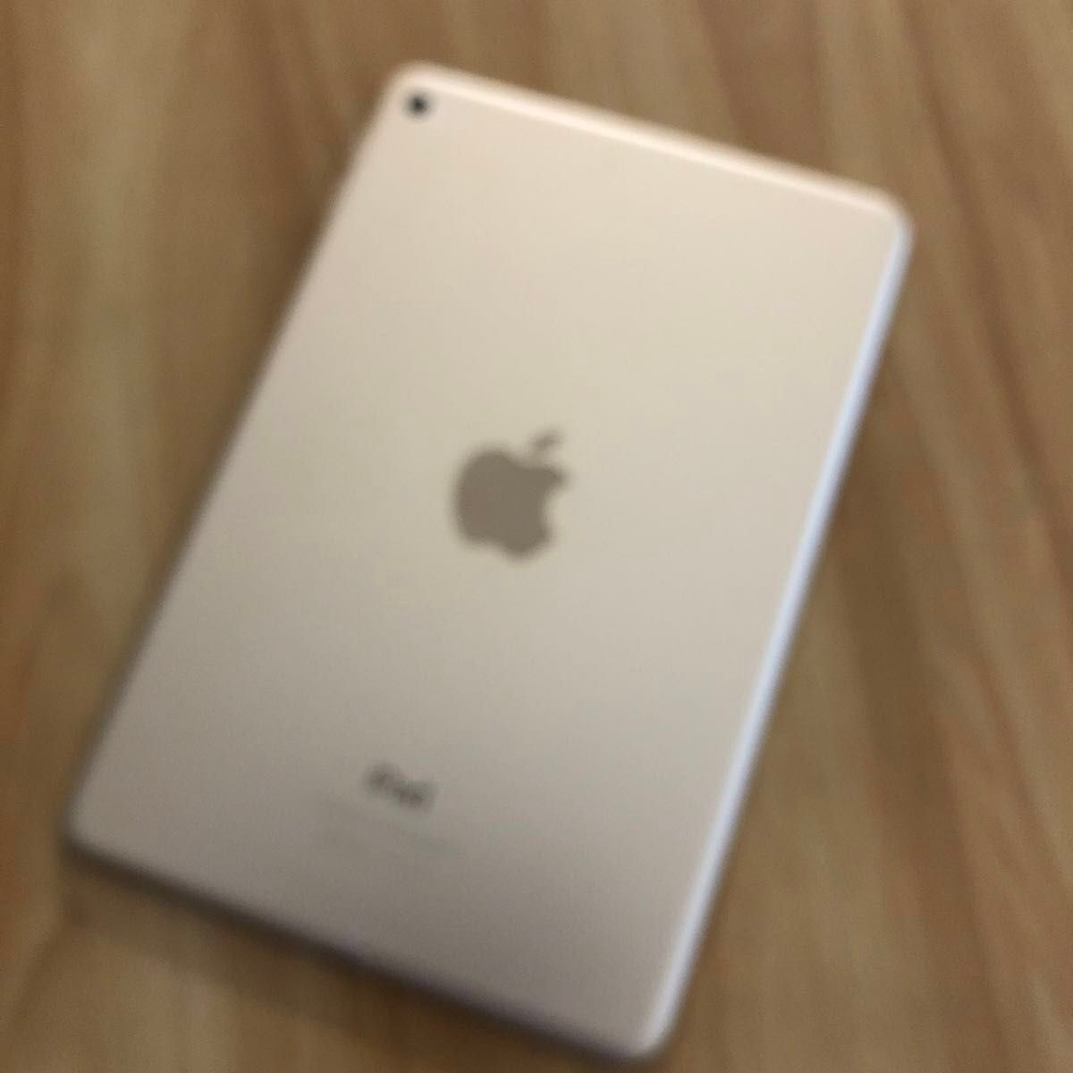 送料無料 美品 Apple iPad mini 4 Wi-Fi ゴールド 64GB|Yahoo 送料無料 美品 Apple iPad mini 4 Wi-Fi ゴールド 64GB|Yahoo
