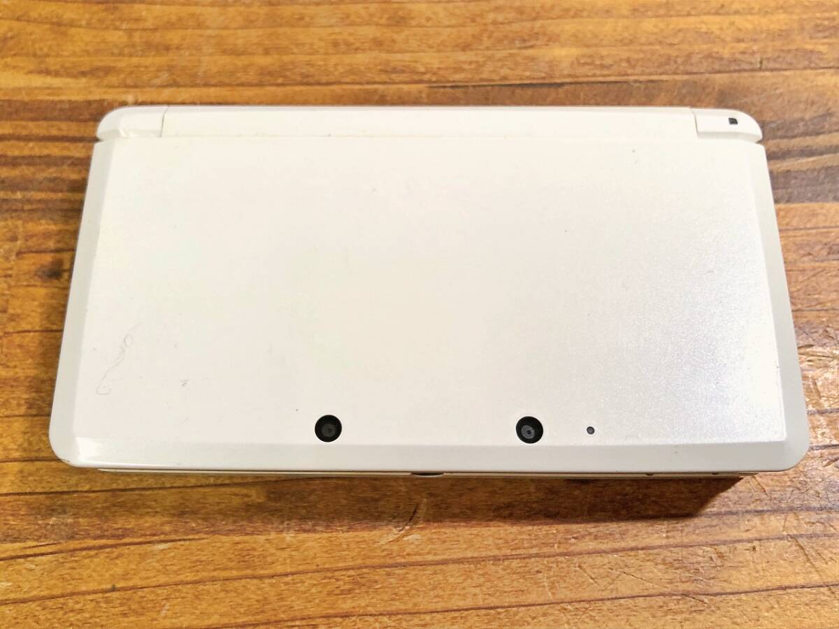 Nintendo 3DS CTR-001 本体 通電確認のみ タッチペン欠品 管DFAR_画像2