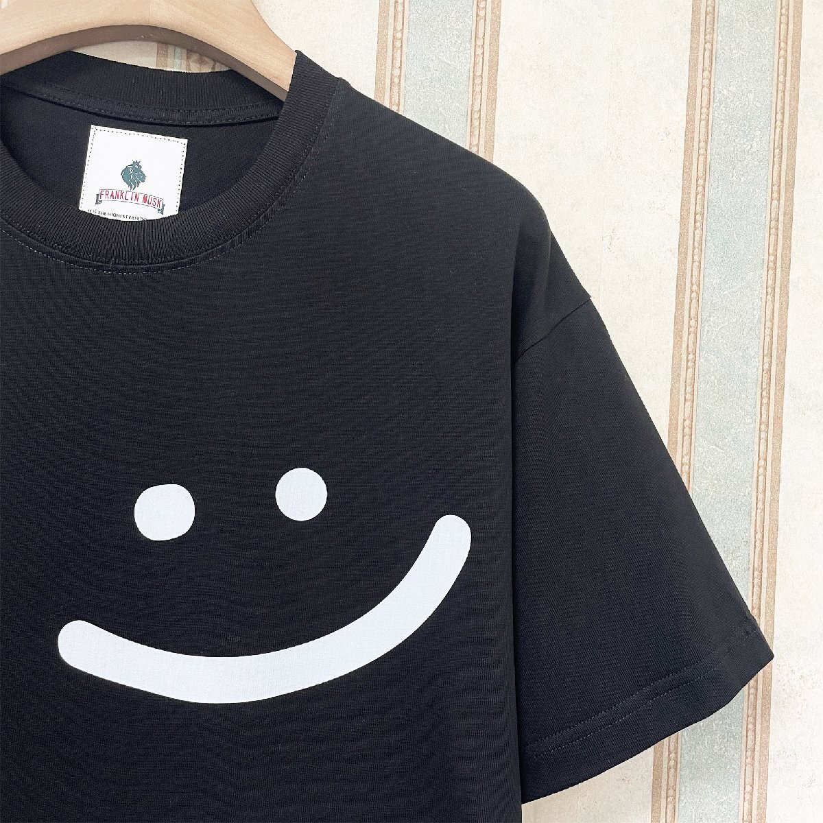 超人気・半袖Tシャツ 定価2万 FRANKLIN MUSK・アメリカ・ニューヨーク発 薄手 通気 吸汗 個性 スウェット カットソー 笑顔 夏服 サイズ4_画像8