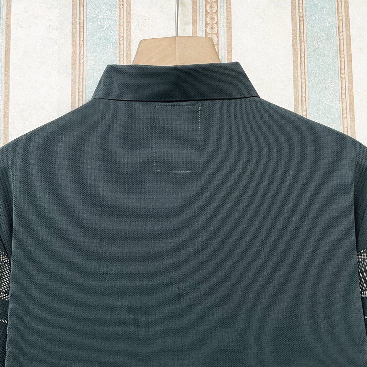 高級 定価3万 FRANKLIN MUSK・アメリカ・ニューヨーク発 半袖ポロシャツ 高品質シルク混 通気性 速乾 接触冷感 おしゃれ ビジネス サイズ3_画像4