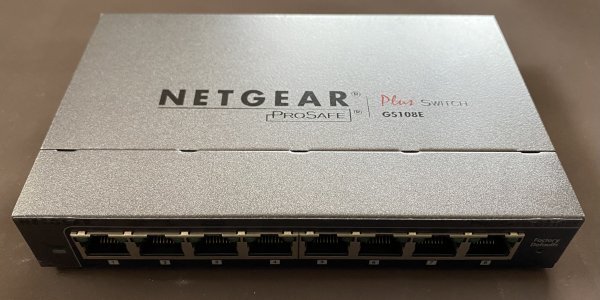 NETGEAR GS108E-100JPSの画像1