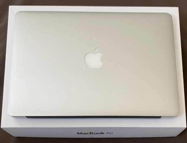 MacBook Air 13インチ Mid 2013 Core i5 1.3GHz/4GB/256GB/macOS Big Sur 11.7.10の画像1