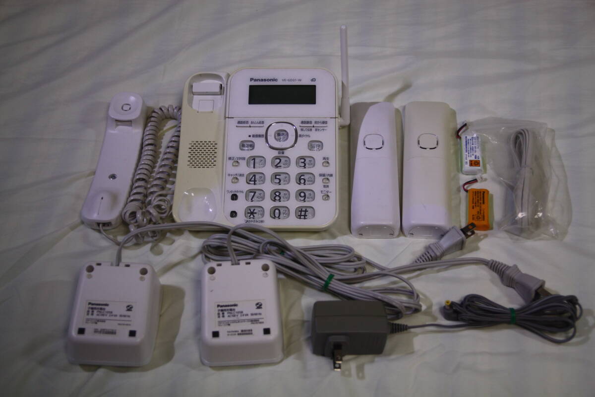 Panasonicパナソニックコードレス電話機VEーGD31DL  子機2台付（後から取付設定）の画像4