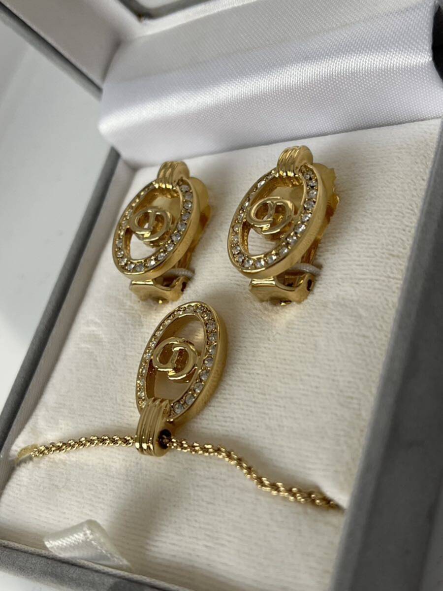 1 иен старт Christian Dior Christian Dior колье серьги комплект GP стразы Gold прекрасный товар с коробкой 