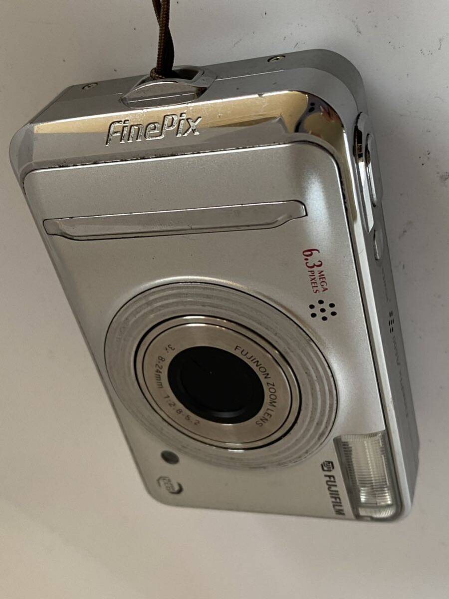 1円スタート FUJIFILM フジフィルム コンパクトデジタルカメラ Fine Pix A600 通電確認済み デジカメ シルバー_画像7
