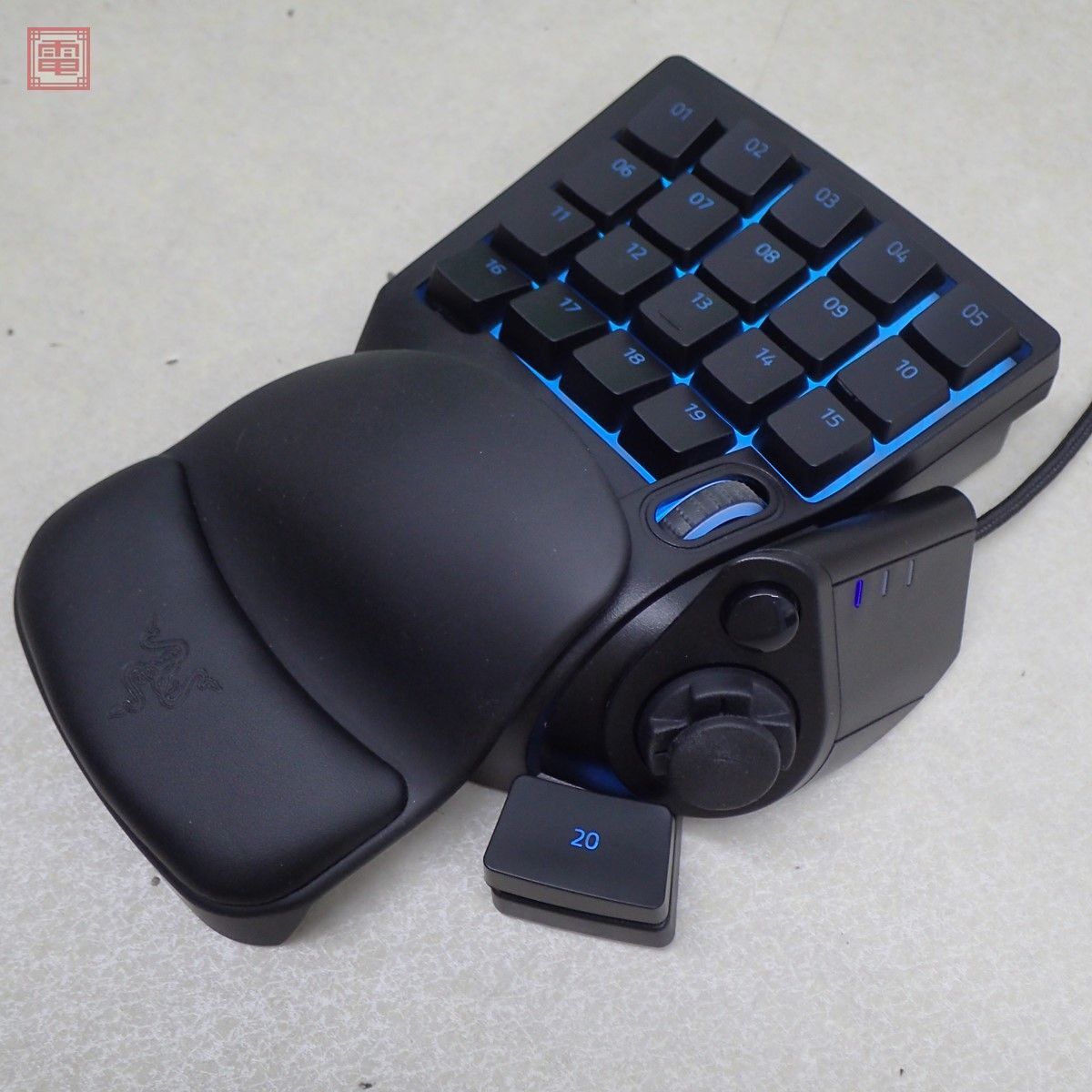 Razer TARTARUS V2 RZ07-0227 左手用 ゲーミングキーパッド レイザー メカ・メンブレン Mecha-Membrane 箱付 通電のみ確認【20の画像2