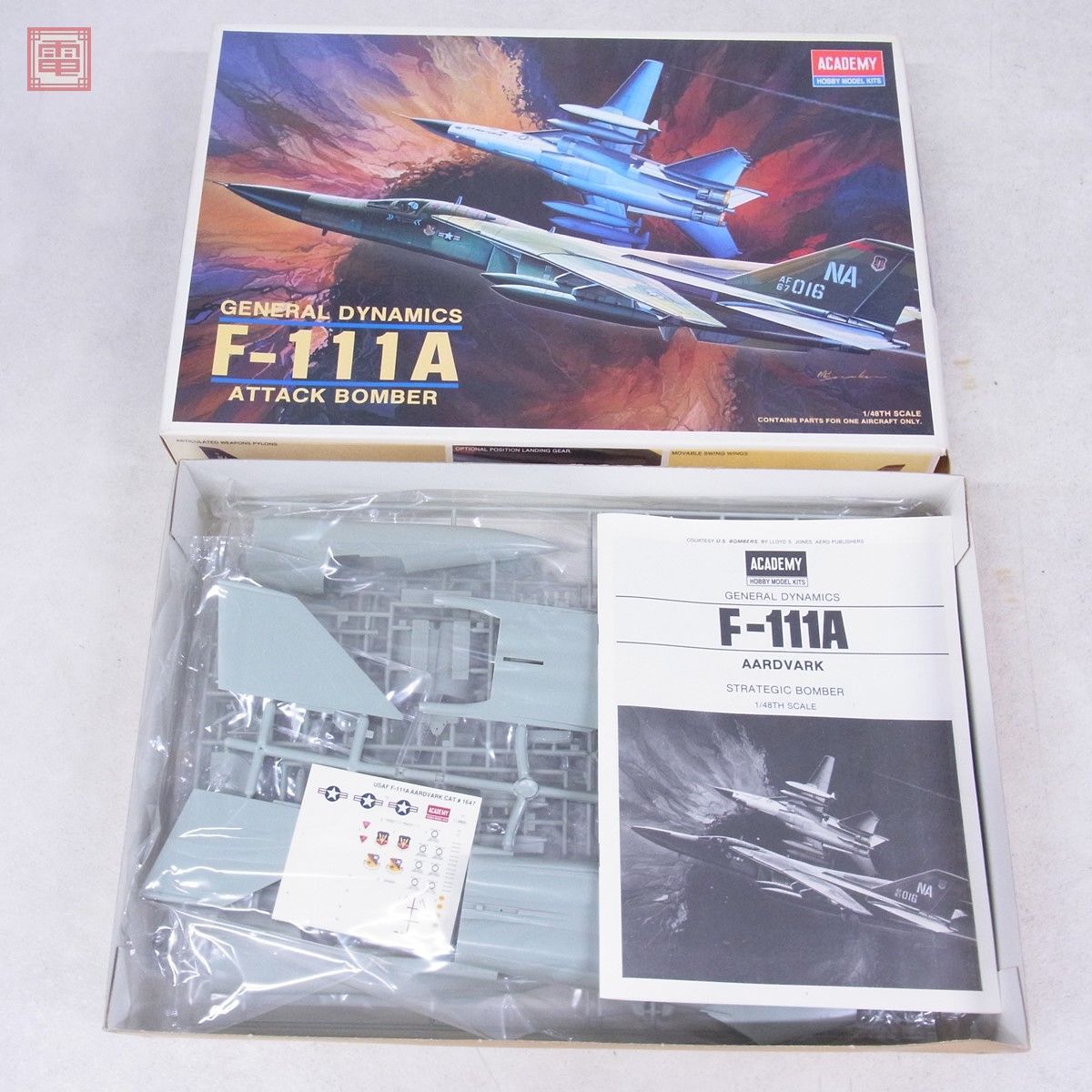 未組立 アカデミー 1/48 アメリカ ジェネラル ダイナミクス F-111A アタックボンバー ATTACK BOMBER GENERAL DYNAMICS ACADEMY【20の画像1