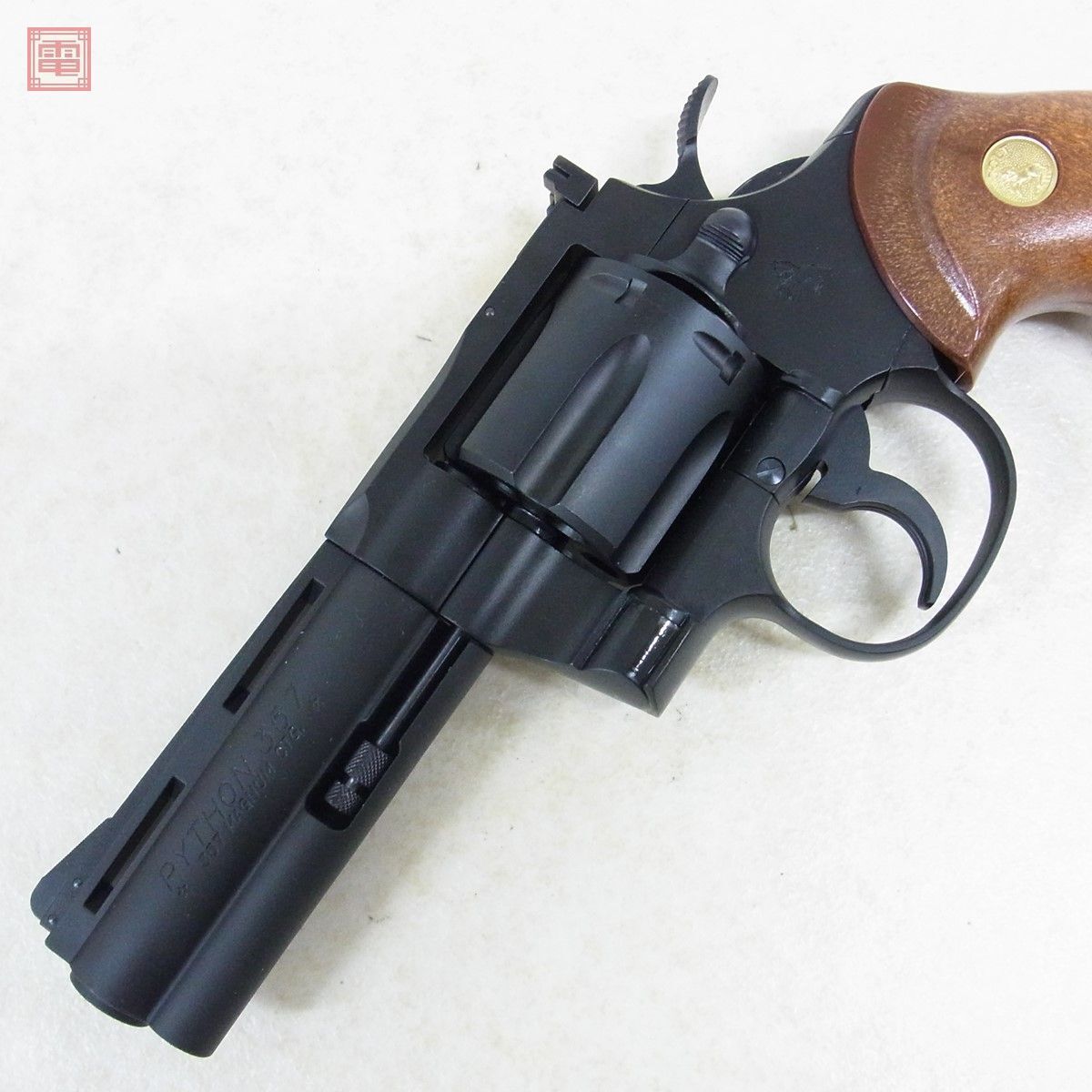 tanaka gas revolver Colt python 4 -inch HW heavy weight toR-model present condition goods [20