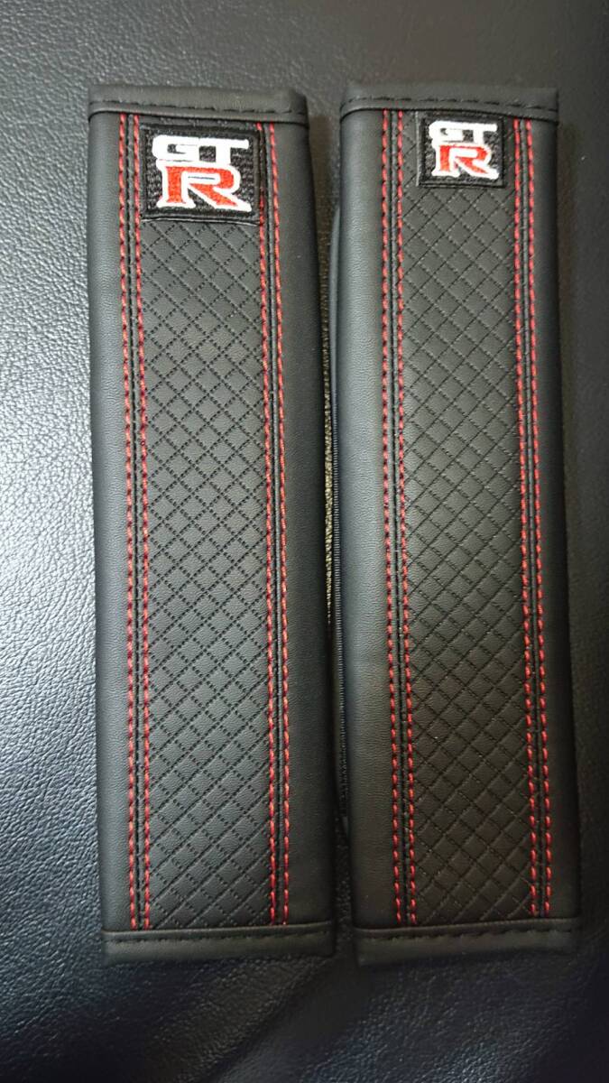  seat belt pad red stitch entering R35GT-R