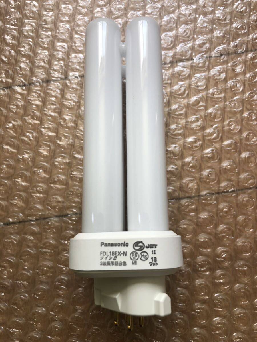  unused Panasonic Panasonic twin 2 fluorescent lamp 18W natural color daytime white color 10 piece set FDL18EX-N