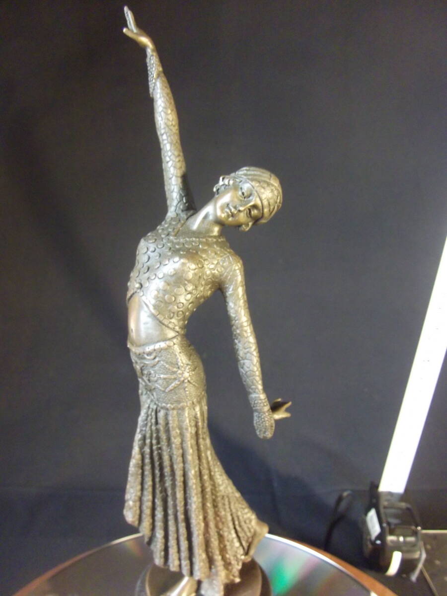 アールデコ★チパルス ダンサー・ ブロンズ彫刻像/大理石台/ D.H.Chiparus刻印有/青銅製/高３８㎝・重２．２kg/３・リアル・ドール銅像の画像1