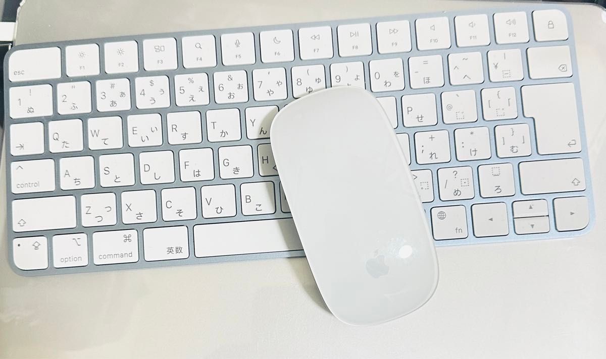 週末セール:限定品iMac用ブルー Apple マジックキーボード+ マウスセット