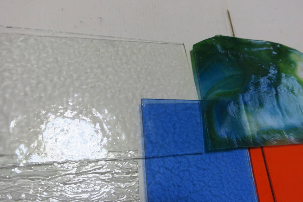 ★色ガラス 型板ガラス ステンドグラス 端材いろいろまとめて（4）の画像3