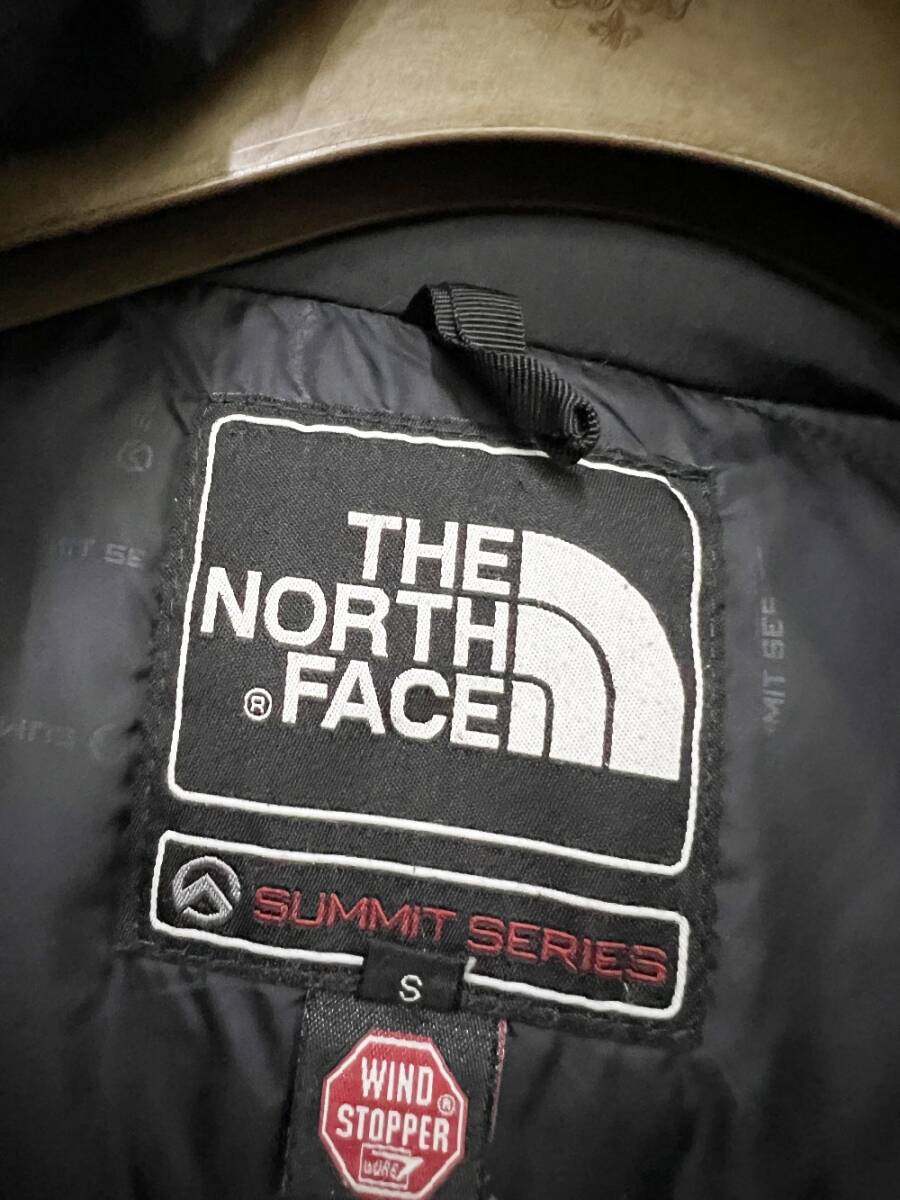 (J6296) THE NORTH FACE ノースフェイス ダウンジャケット メンズ S サイズ 正規品 本物 サミットシリーズ バルトロ!!!!!!!_画像6