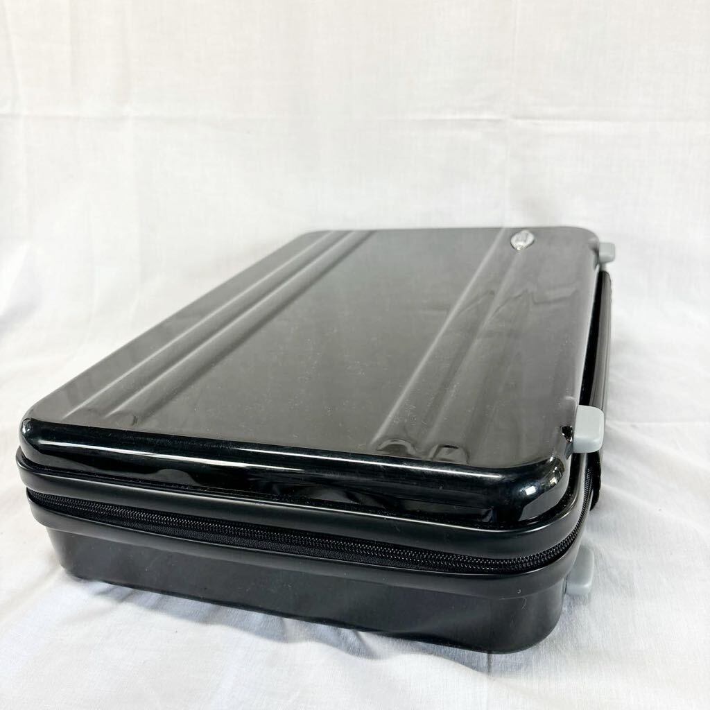 ^ZERO HALLIBURTON attache case black diamond ruA4 storage back black business bag [OTYO-218]