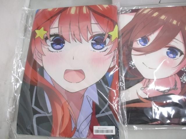 【同梱可】中古品 アニメ 五等分の花嫁 ウマ娘 他 マウス マグカップ 懐中時計 等 グッズセットの画像2